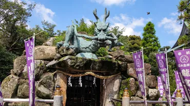 辰年に参拝したい！ 生命力と運気をアップさせる「龍神」を祀る神社6選 