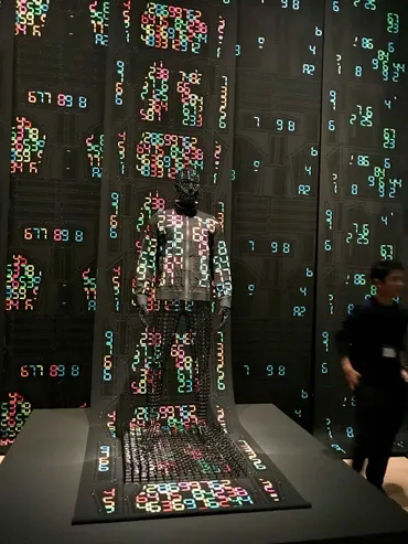 跳躍するつくり手たち:人と自然の未来を見つめるアート、デザイン、テクノロジー」新しい時代を創造するアーティストたちの情熱と躍動感にあふれる展覧会が京都市京セラ美術館にて開催中!
