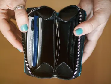 ミニ財布のほうがお金が貯まる!つの理由