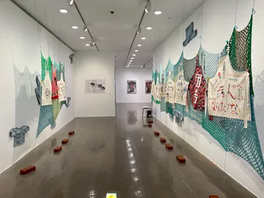 「ケアリング／マザーフッド：「母」から「他者」のケアを考える現代美術」展とは？ケア、アート、社会問題を考える展示？水戸芸術館で開催中、ケアをテーマにした現代美術展