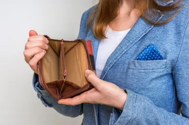 お金が逃げる!?運命数で見る金運を下げるアクション