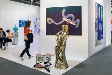 アート・バーゼルの世界：アートフェアの規模と影響とは？アート・バーゼル：最新情報と今後の展望