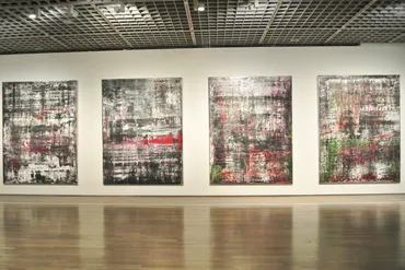 ゲルハルト・リヒター展が東京国立近代美術館で開幕。『ビルケナウ』など日本初公開作も多数