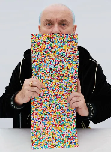 ダミアン・ハーストが揺さぶるアートとお金の既成概念。プロジェクト「」が問いかけるものとは?