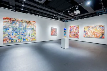 テーマは「同時代性」。渋谷に誕生する現代アートの美術館オープニング展をレポート【】