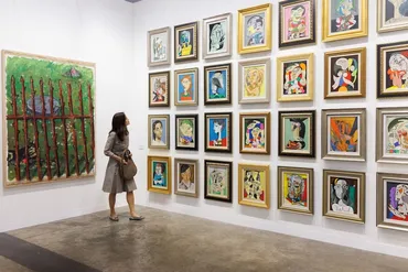 アート・バーゼル香港2025の見どころは？香港アートシーンを徹底解説！2025年3月、香港で開催されるアート・バーゼル香港の最新情報