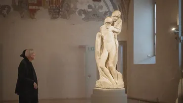 ミラノサローネ特別企画、ロバート・ウィルソンがミケランジェロの名作を光と音楽で演出