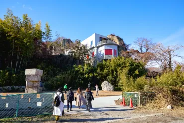 アート施設としてよみがえる昭和期の人気観光地「大谷グランド ...