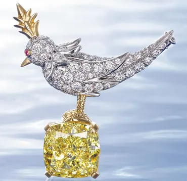 ティファニーの歴史上でも格別の作品。イエローダイヤモンド輝く「バード オン ア ロック」
