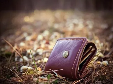 夢占い】万引きの夢の意味とは?状況、登場人物などシチュエーション別に解説!