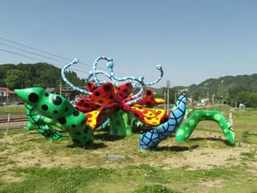 新潟県十日町市・越後妻有 大地の芸術祭の里~「花咲ける妻有」】