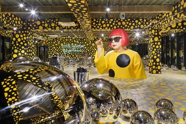 ルイ・ヴィトン×草間彌生」のポップアップストアで唯一無二の世界に浸る