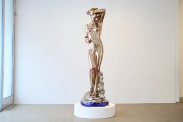 ジェフ・クーンズの現在地：自己模倣？市場価値？その真実とは？ジェフ・クーンズ、自己模倣の危機？