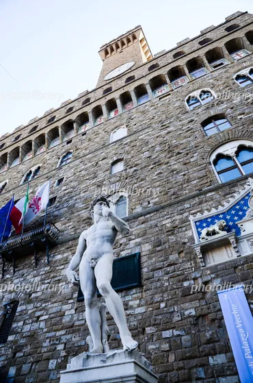 フィレンツェ シニョーリア広場のミケランジェロ作ダビデ像(イタリア) 写真素材 4847209