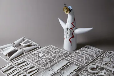 海洋堂から〈太陽の塔〉のプラスチックモデルが登場！ 塔内 ...