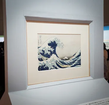 開幕】「北斎 冨嶽三十六景」 国立西洋美術館で6月14日まで 「神奈川沖浪裏」「赤富士」など全46図が一堂に さらに3枚目の神奈川沖浪裏を4月21日から追加展示決定  – 美術展ナビ