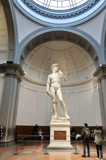 イタリア旅行記🇮🇹7日目:フィレンツェ①】ダヴィデ像が傑作と言われる理由を知ればアカデミア美術館は行かずにはいられない